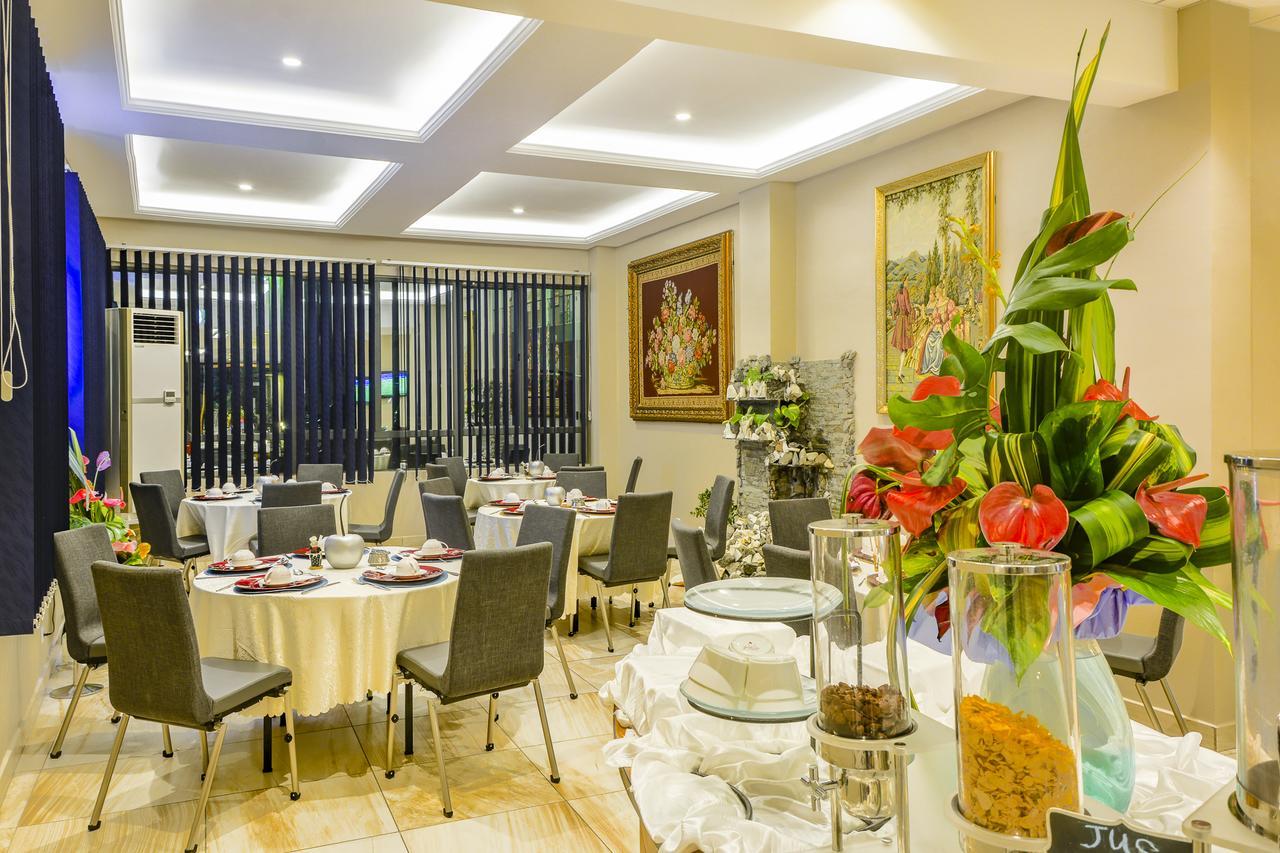 Hotel La Falaise Bonanjo Дуала Екстериор снимка